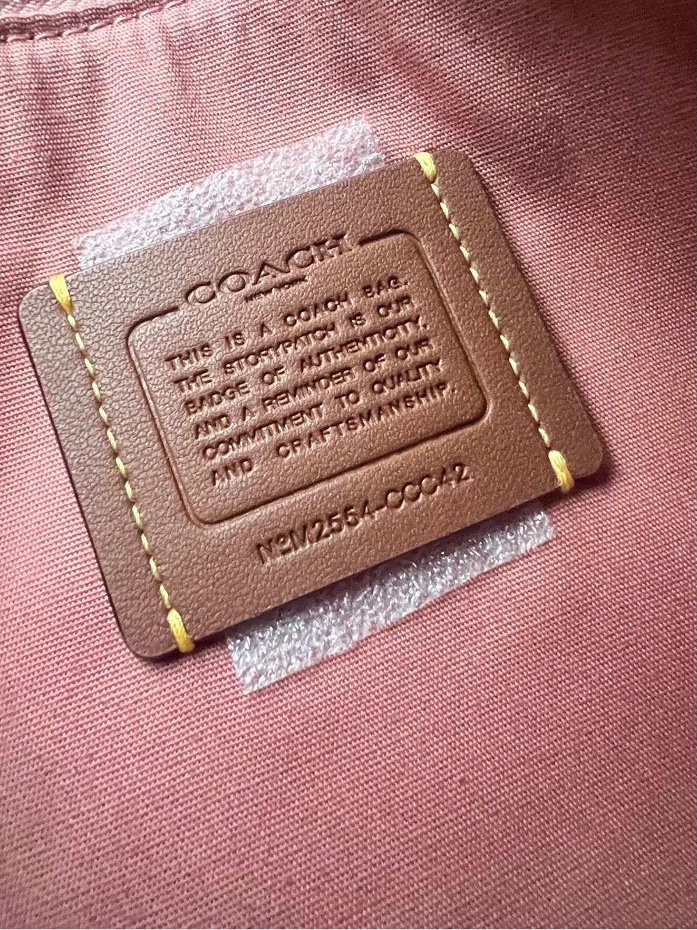 Coach Shoulder Bag with Matching Card Case - Picture 6 of 11